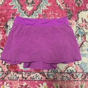 Lululemon pace rival skirt.